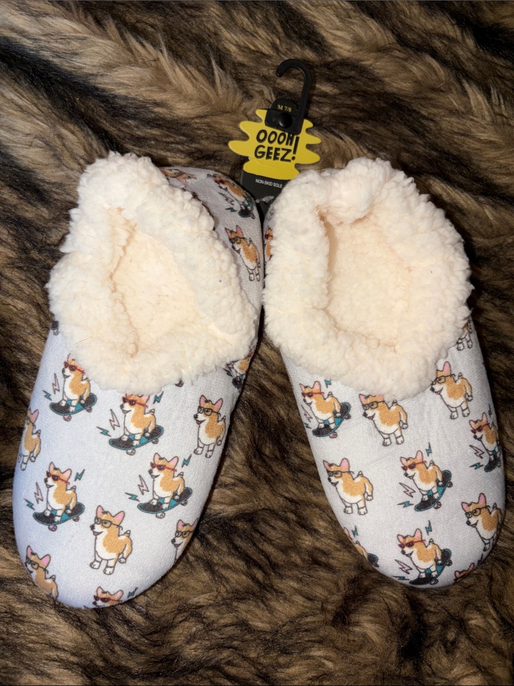 Cozy Corgi Print Sherpa-Lined Slippers - Gray Size M 7/8